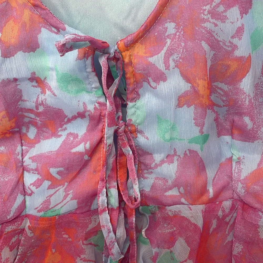 Indulge Tie-Front Ruffle Sleeve Multicolor Floral Blouse Size X-Large Brand New - Picture 5 of 12